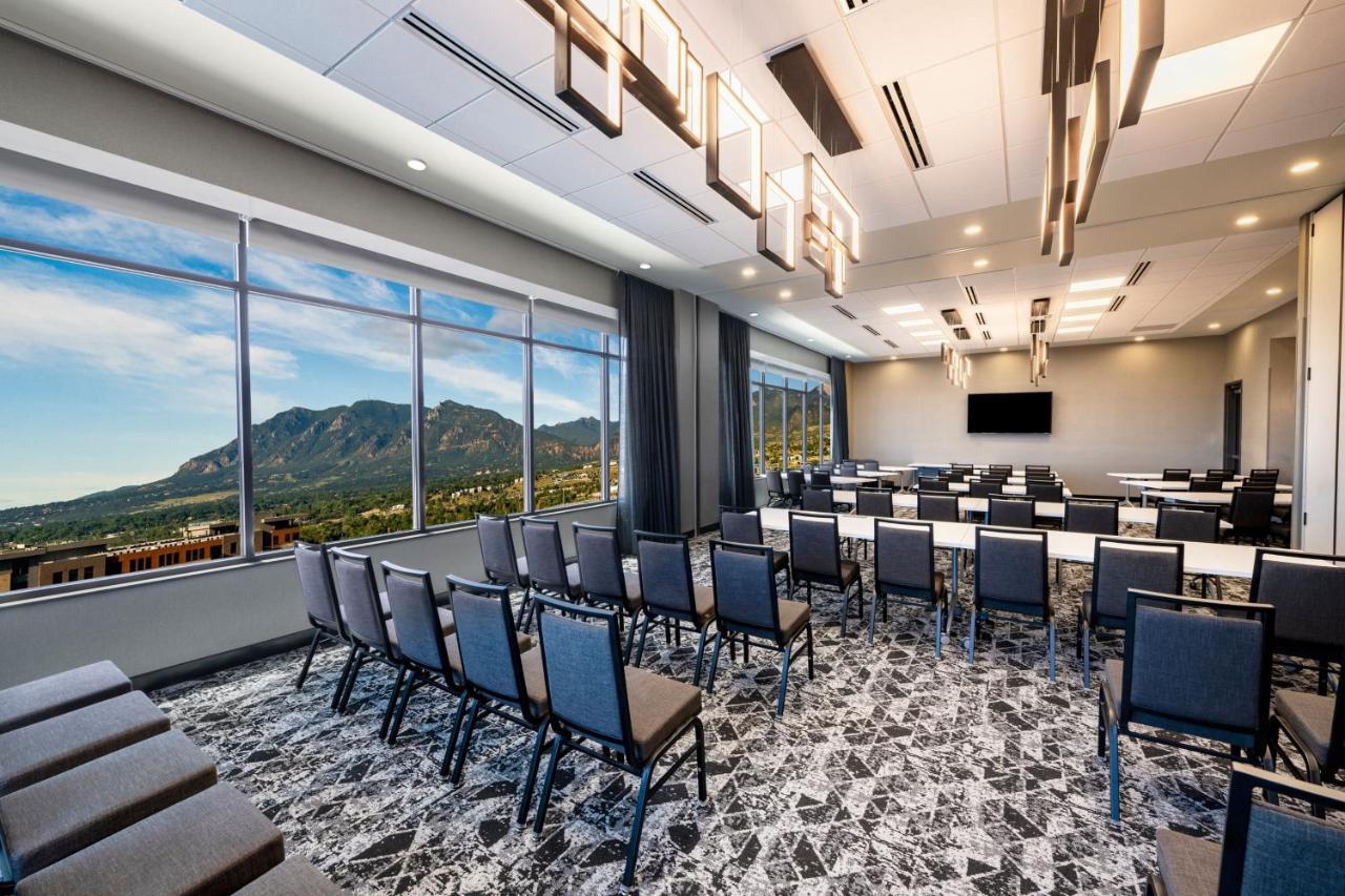 Springhill Suites By Marriott Colorado Springs Downtown Εξωτερικό φωτογραφία